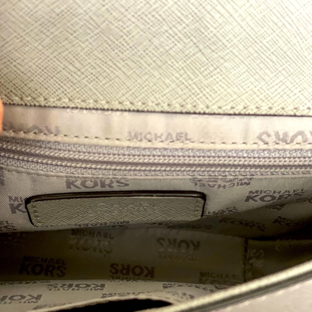 Michael Kors Purse - Picture 4 of 4